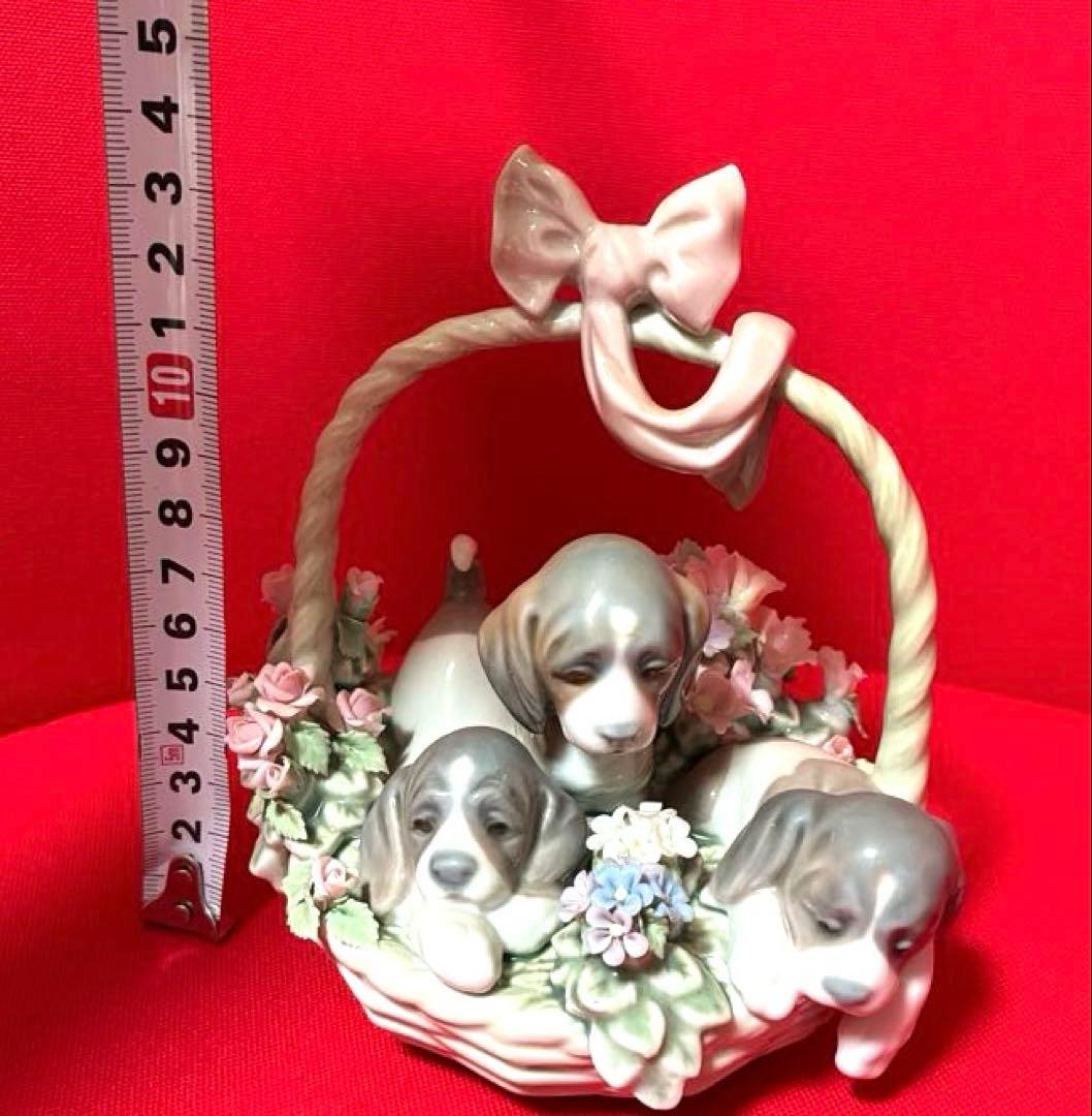 【12/10限定価格】【リヤドロ】子犬と花バスケット 1441