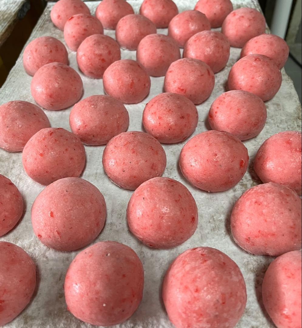 エマ様　白餅3キロ　海老餅1キロ　あん餅粒あん10個です