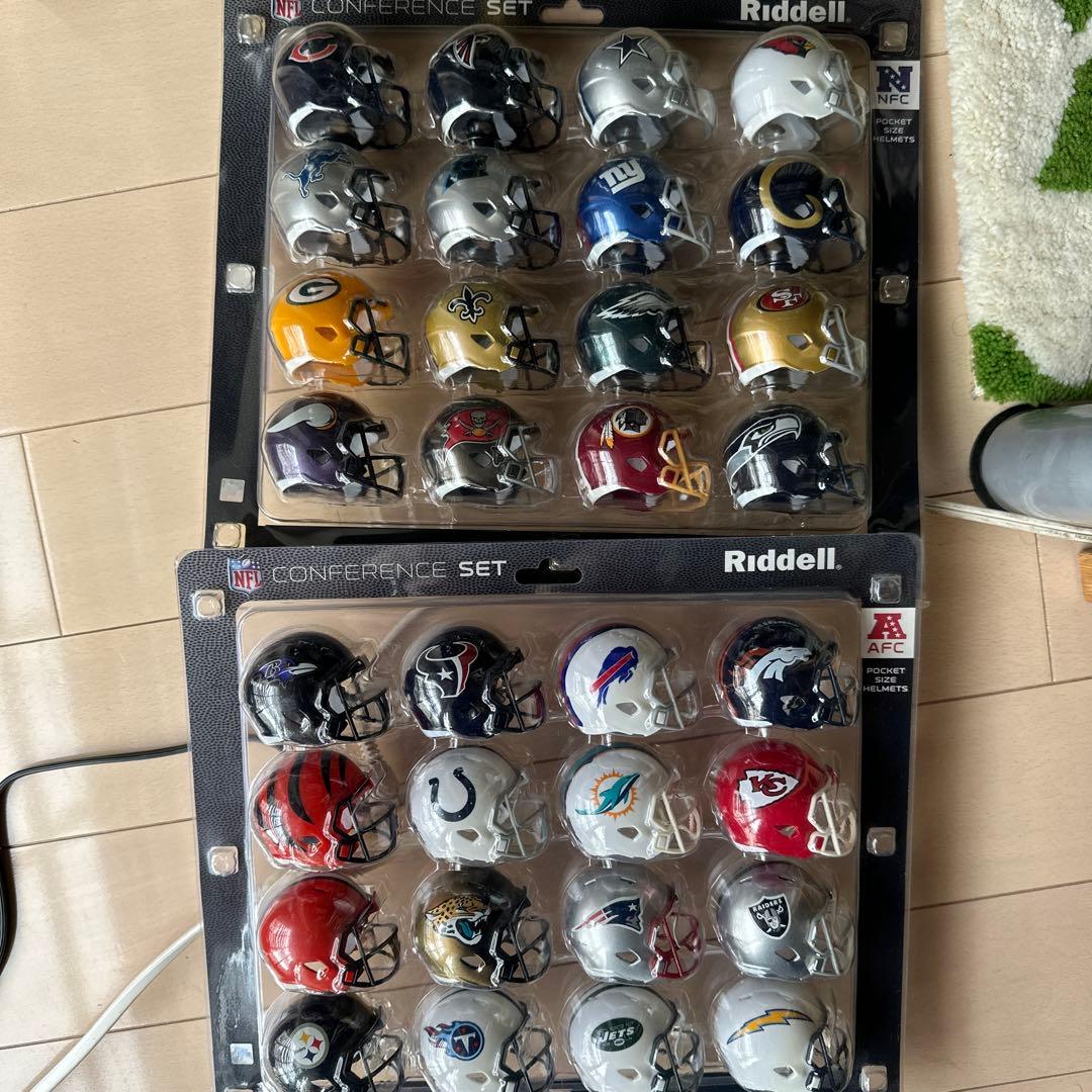 NFLチーム ミニヘルメット 32個セット