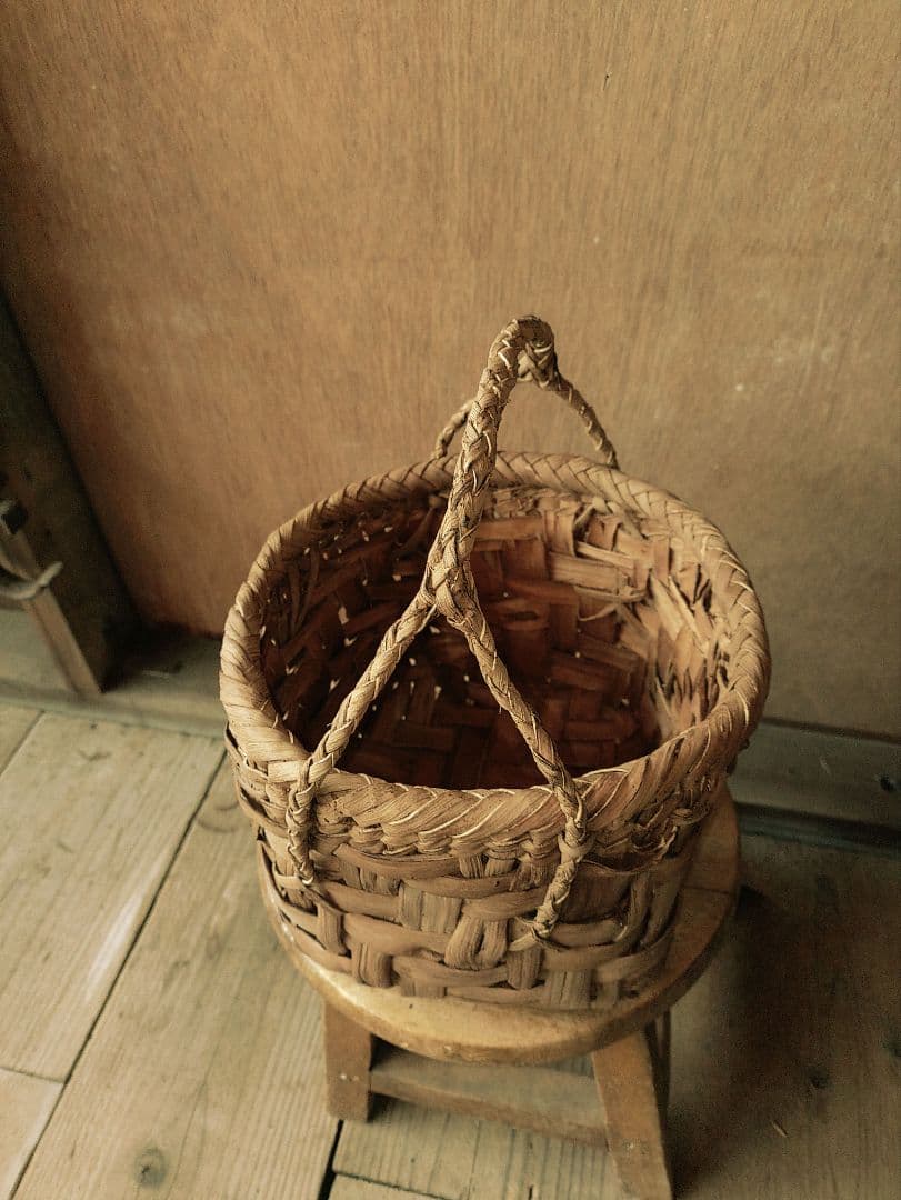 an。信州安曇野の山葡萄かごバック。里山手仕事。