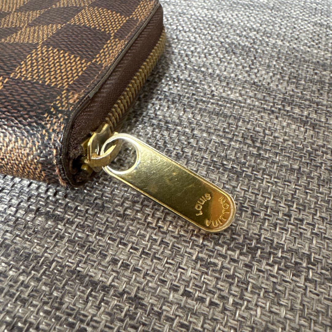 ルイヴィトン　ジッピーコンパクト