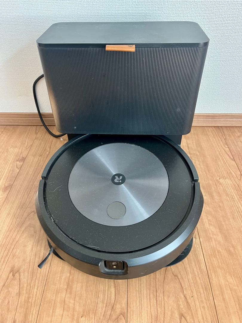 Roomba ロボット掃除機本体　　j7➕　美品