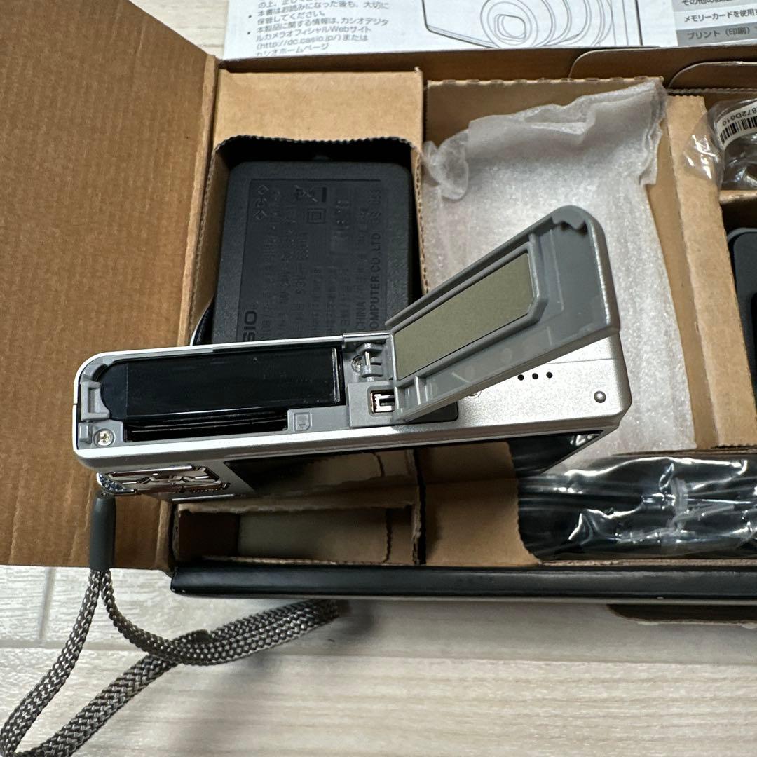 美品 動作確認済み CASIO EXILIM EX-Z600 付属品有 ※r2