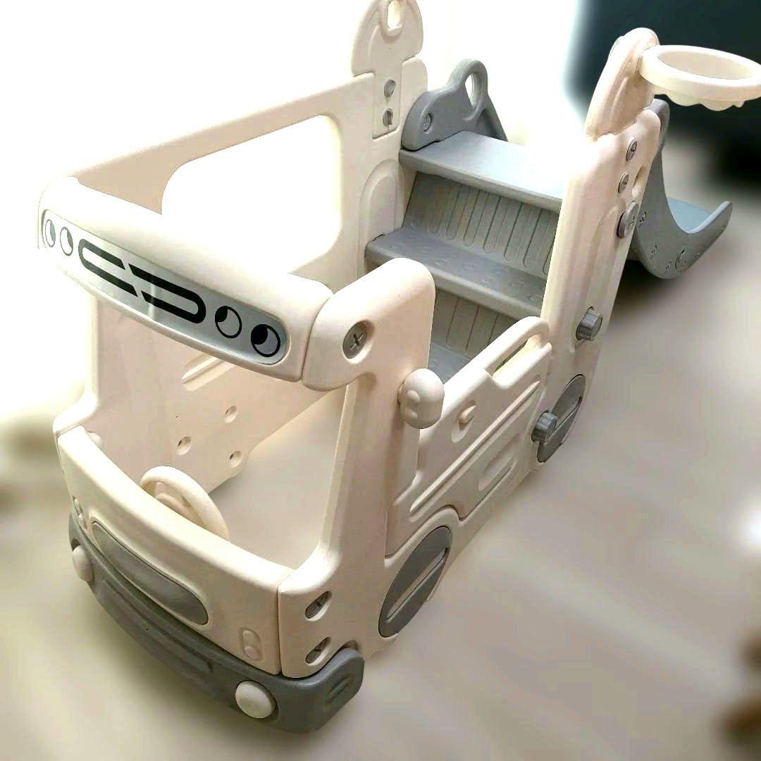 滑り台 バス　 室内遊具　大型遊具