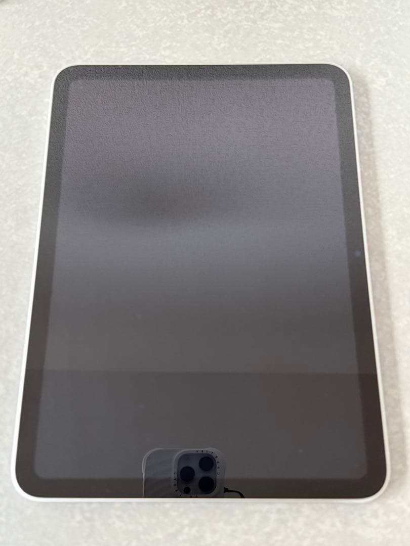iPad A16 第11世代 Wi-Fi 128GB シルバー