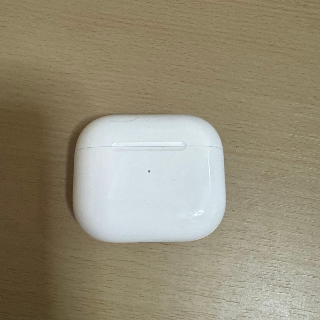 イヤホン AirPods3 with Lighting Charging Case