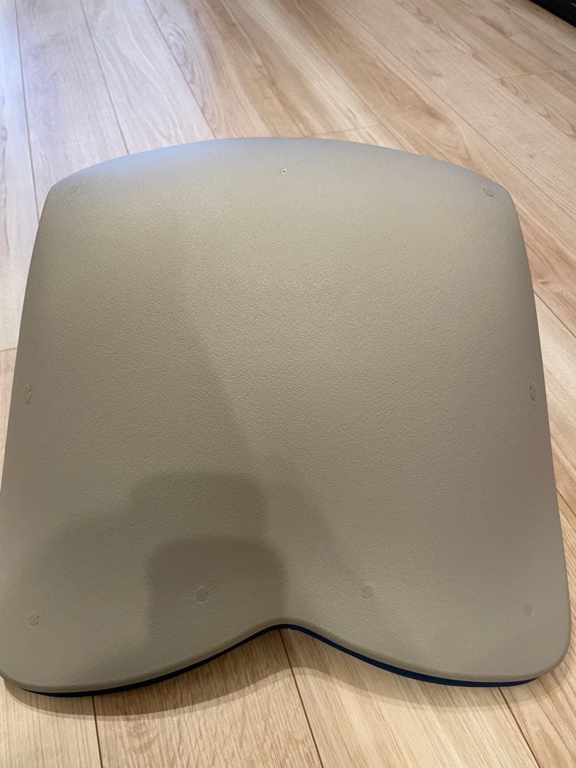 スタイルプレミアム 骨盤サポートチェア