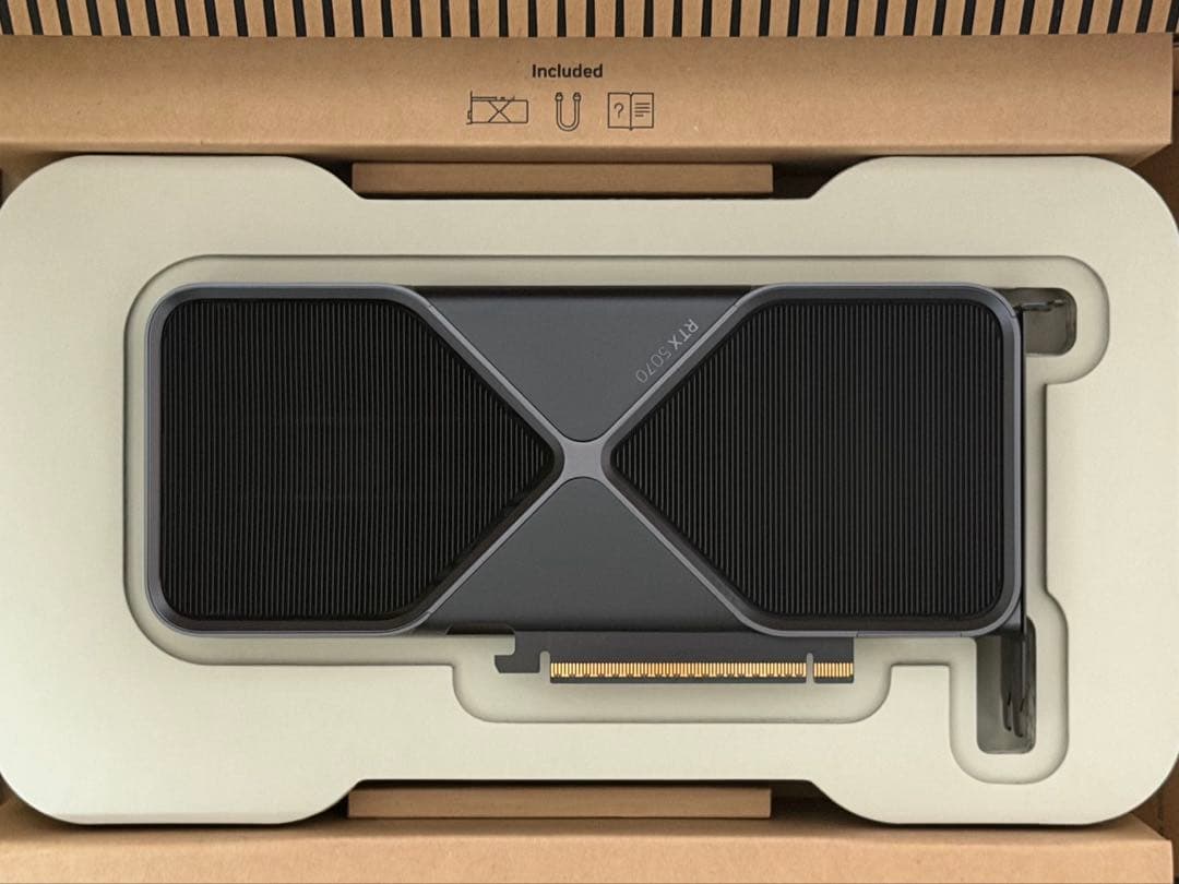 グラフィックボード・グラボ・ビデオカード NVIDIA GeForce RTX 5070 Founders Edition