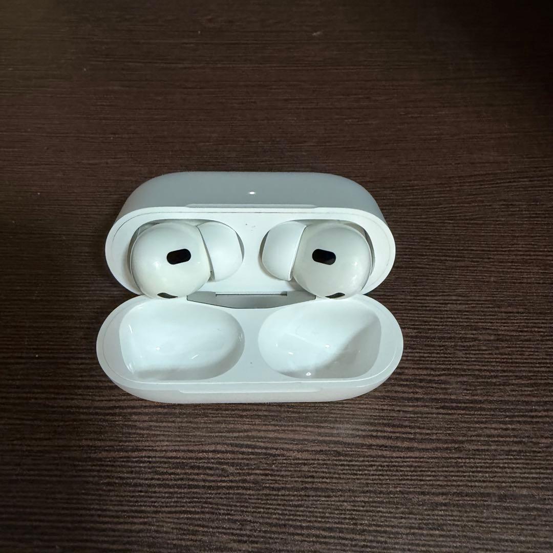 AirPods Pro 第二世代 正規品(Lightning)