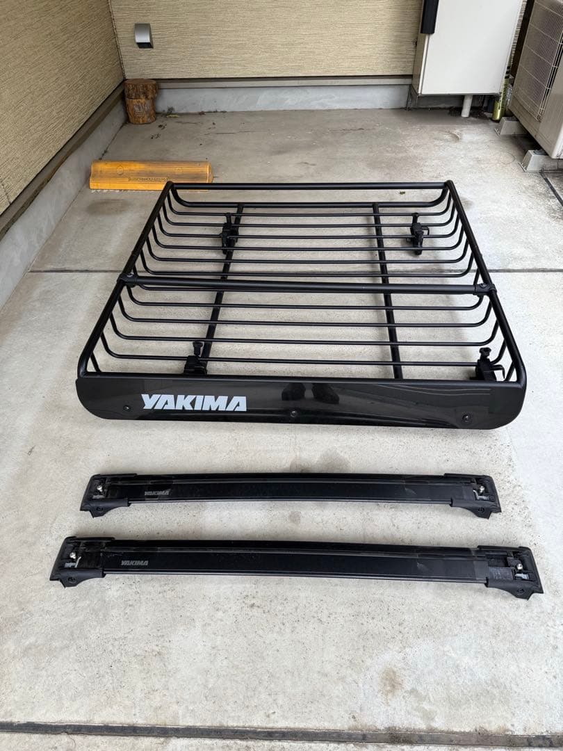 YAKIMA ベースキャリア&ルーフラック150系プラド適合