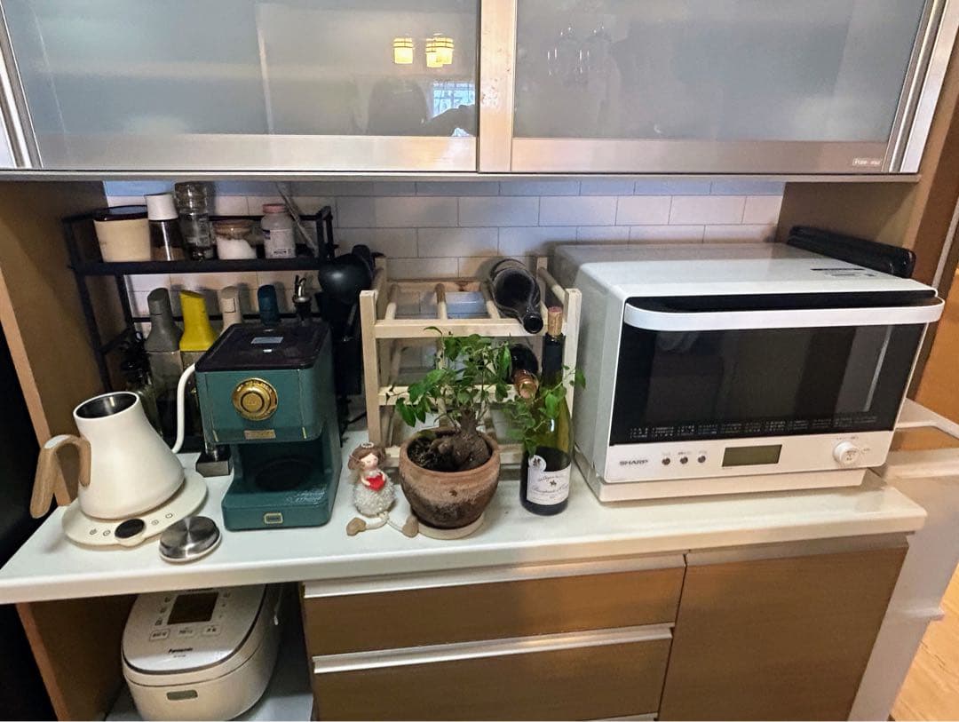 【断捨離中　懐かしの本屋】Pamouna 食器棚