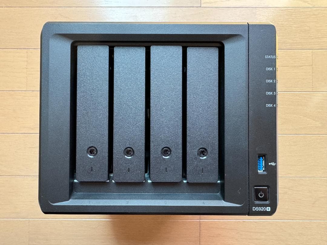 【美品】Synology DiskStation DS920+/JP 4ベイ