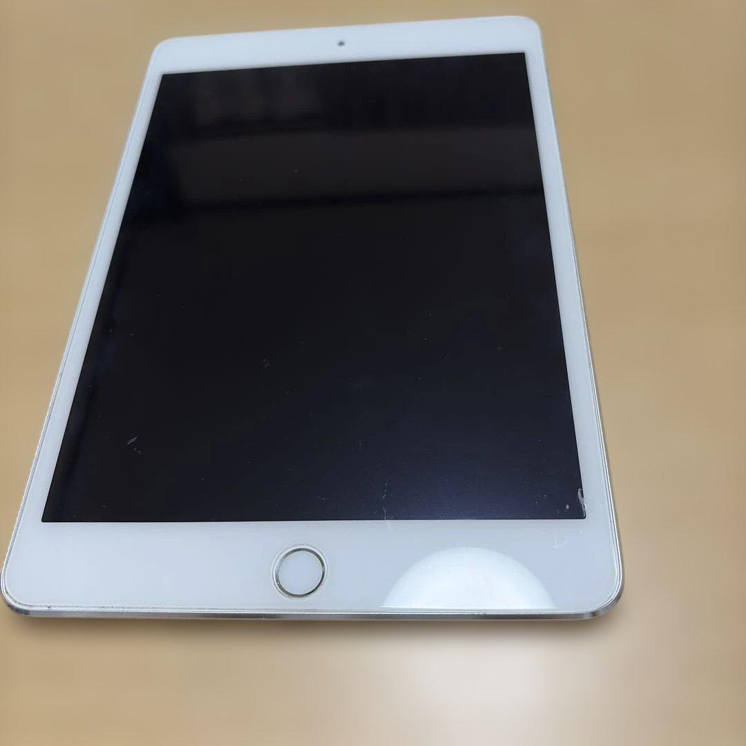 iPad本体 iPad mini 4
