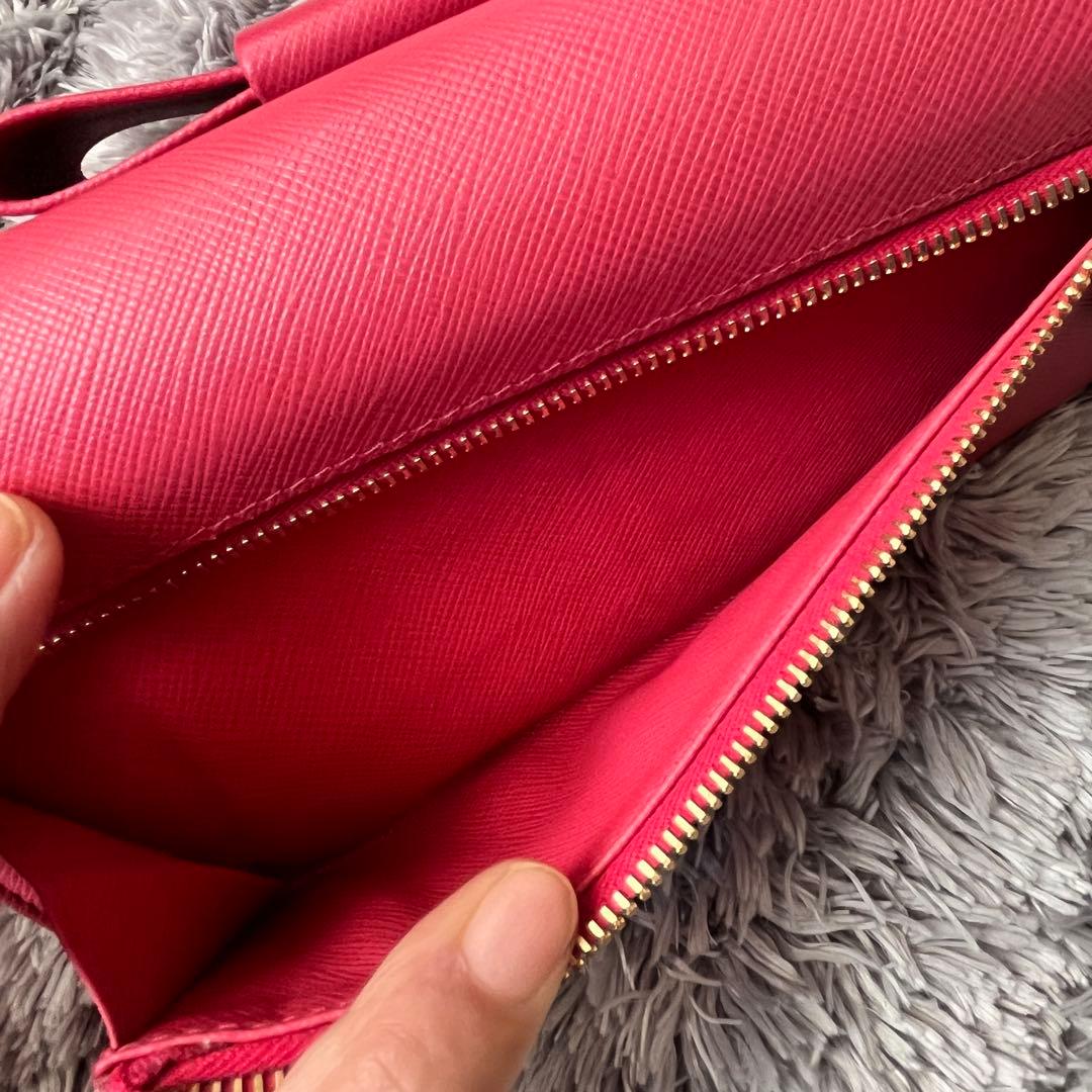 極美品✨プラダ　フィオッコ　2点　サフィアーノ　カードケース付き　ピンク