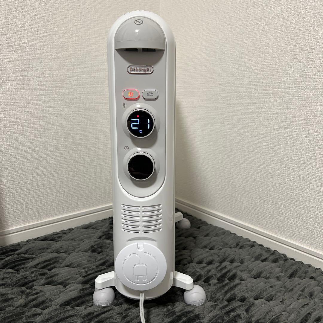 【超美品｜店頭展示品】デロンギ オイルヒーター RHJ45M1115-LG