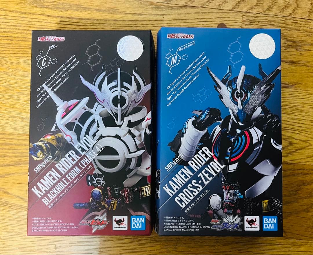 即日発送S.H.フィギュアーツ 仮面ライダーエボル　仮面ライダークローズエボル