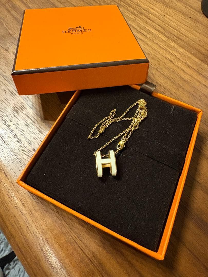 HERMES H型ペンダントネックレス