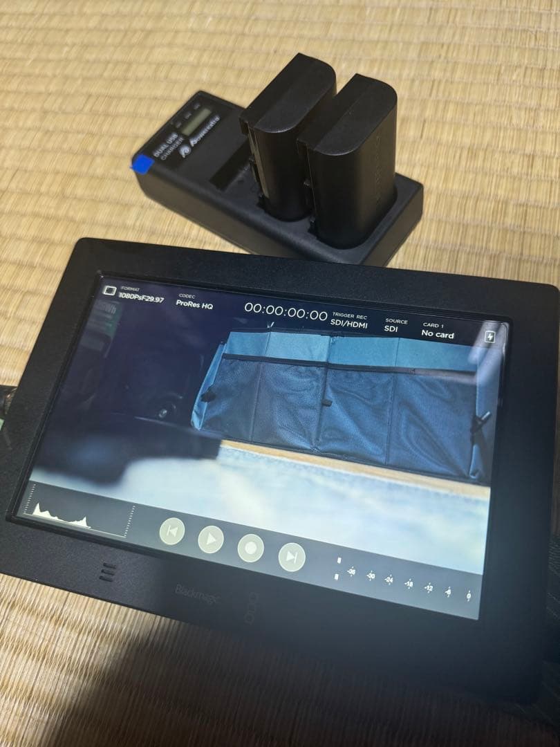 ブラックマジックデザイン　ビデオアシスト4K 7インチ　VIDEO ASSIST