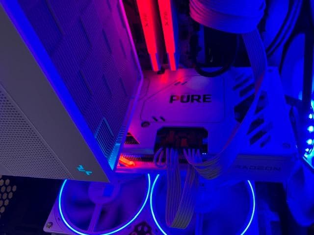 Sapphire PURE Radeon RX 7800 XT 16GB　中古品