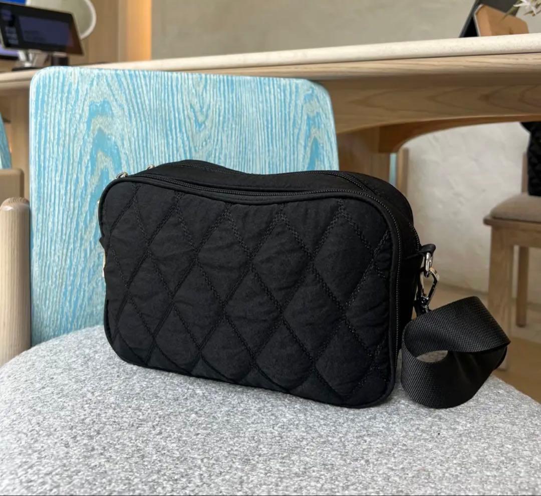 soleile《ボディバッグ》★ブラック★撥水バッグ★新品未使用★