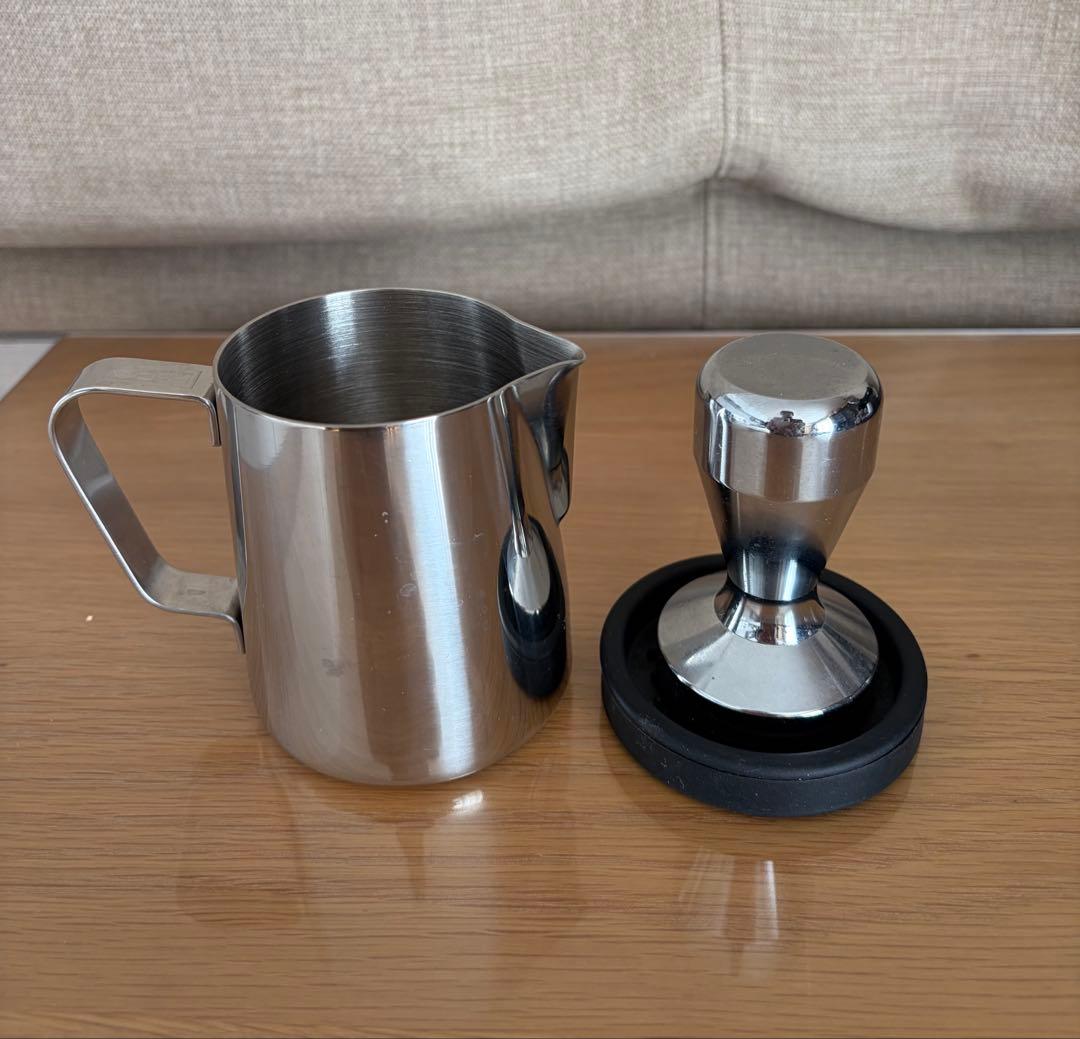 DeLonghi ECO310 エスプレッソマシン ホワイト