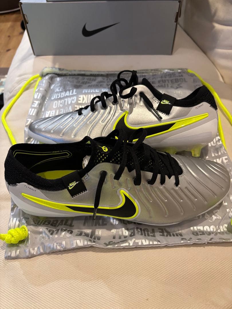 Nike ティエンポレジェンド10エリート　FG 27cm