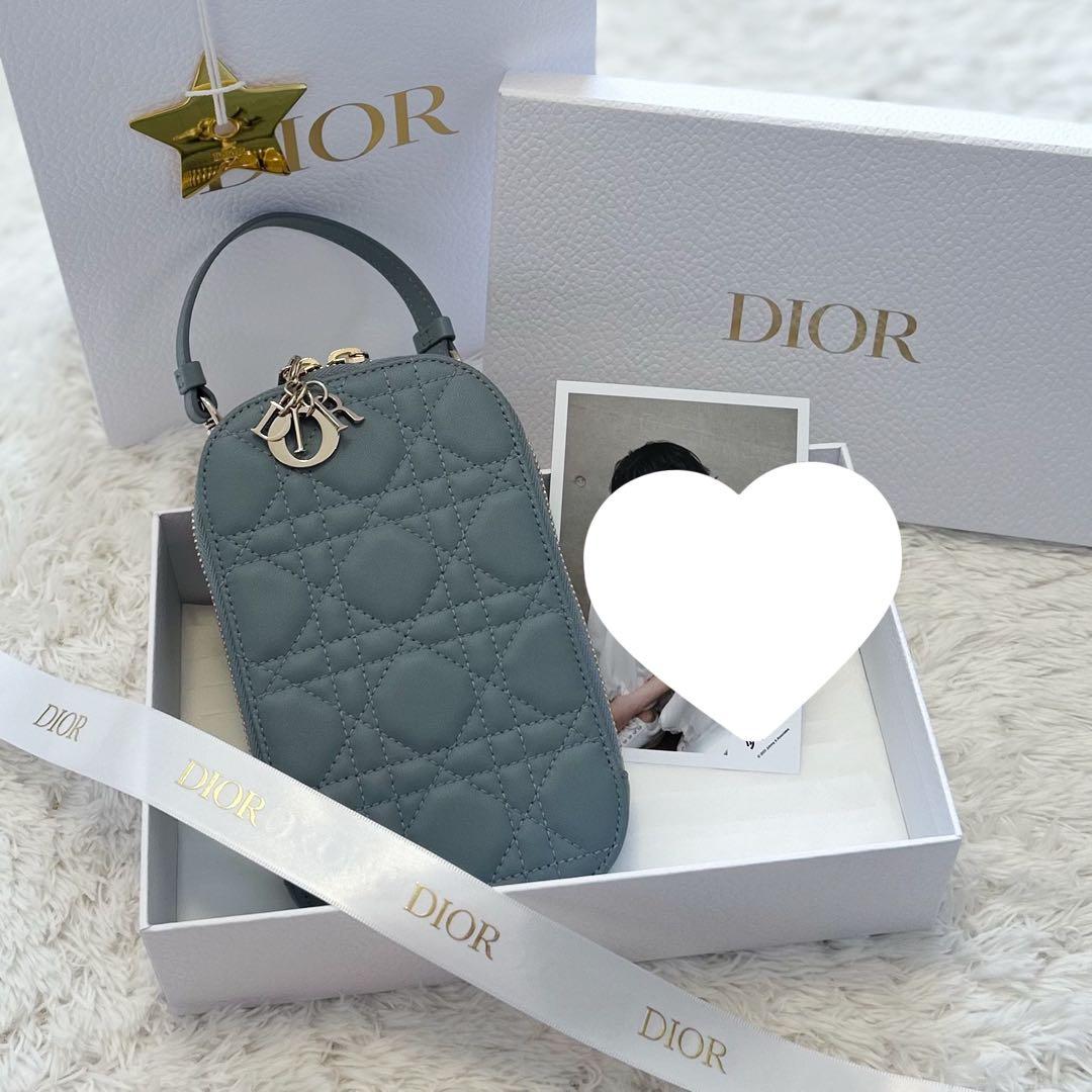 Lady Dior Call'in Dior フォンホルダー ブルーグレー