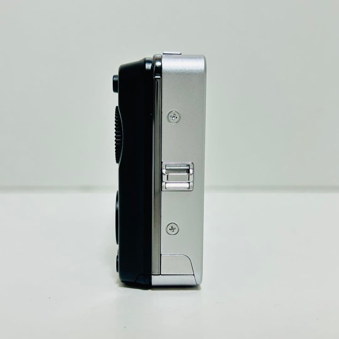 【外観極美品】SONY デジカメ Cyber-shot DSC-WX1 シルバー