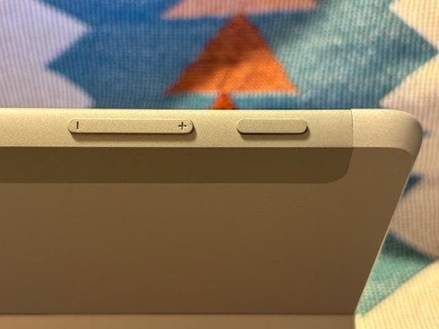 LTE　Microsoft Surface Go 3 2022　(2)