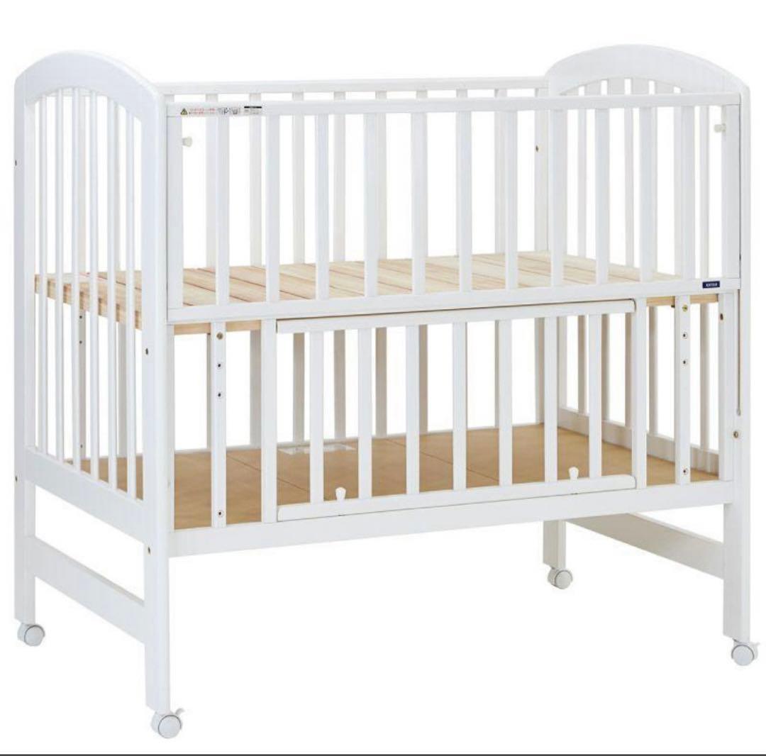 KATOJI ベビーベット　ホワイト　ハイタイプ　カトージ　大阪　マットレスも可