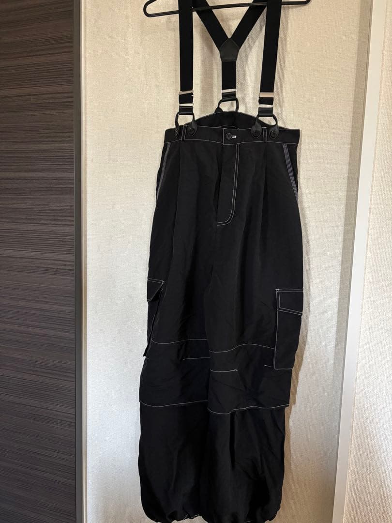 cft. ステッチサスペンダーカーゴパンツ ブラック
