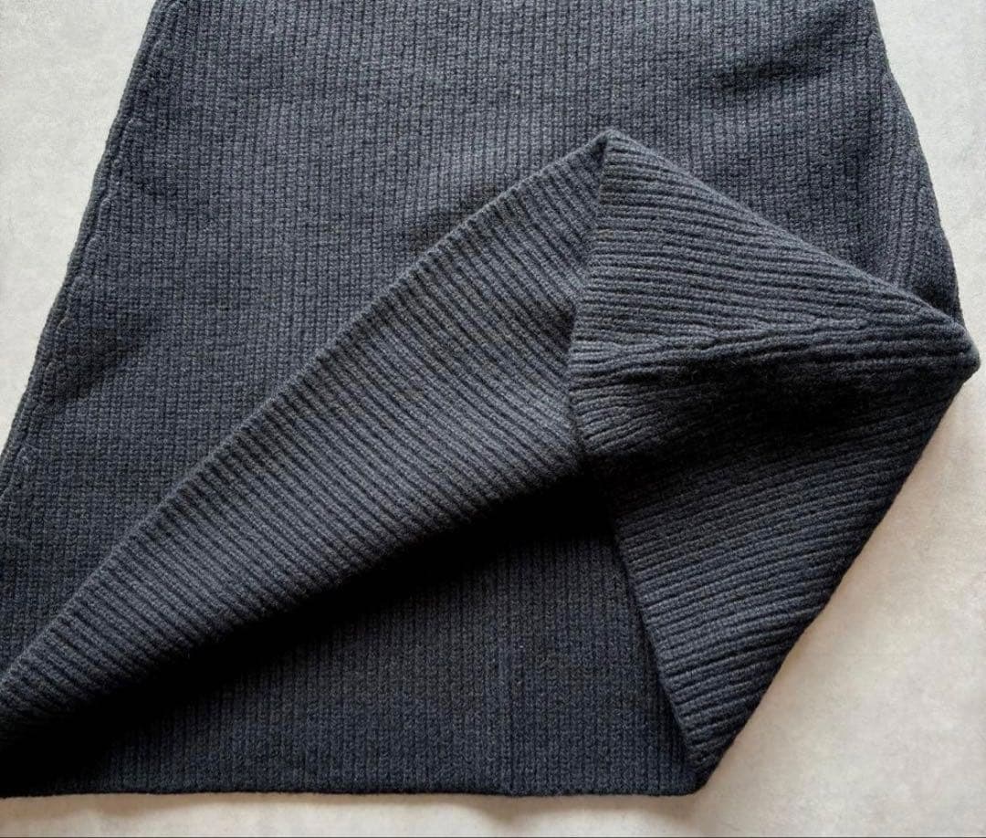 美品 AP STUDIOカシミヤ混 ニットケープネック ウォーマー リブ編み 黒
