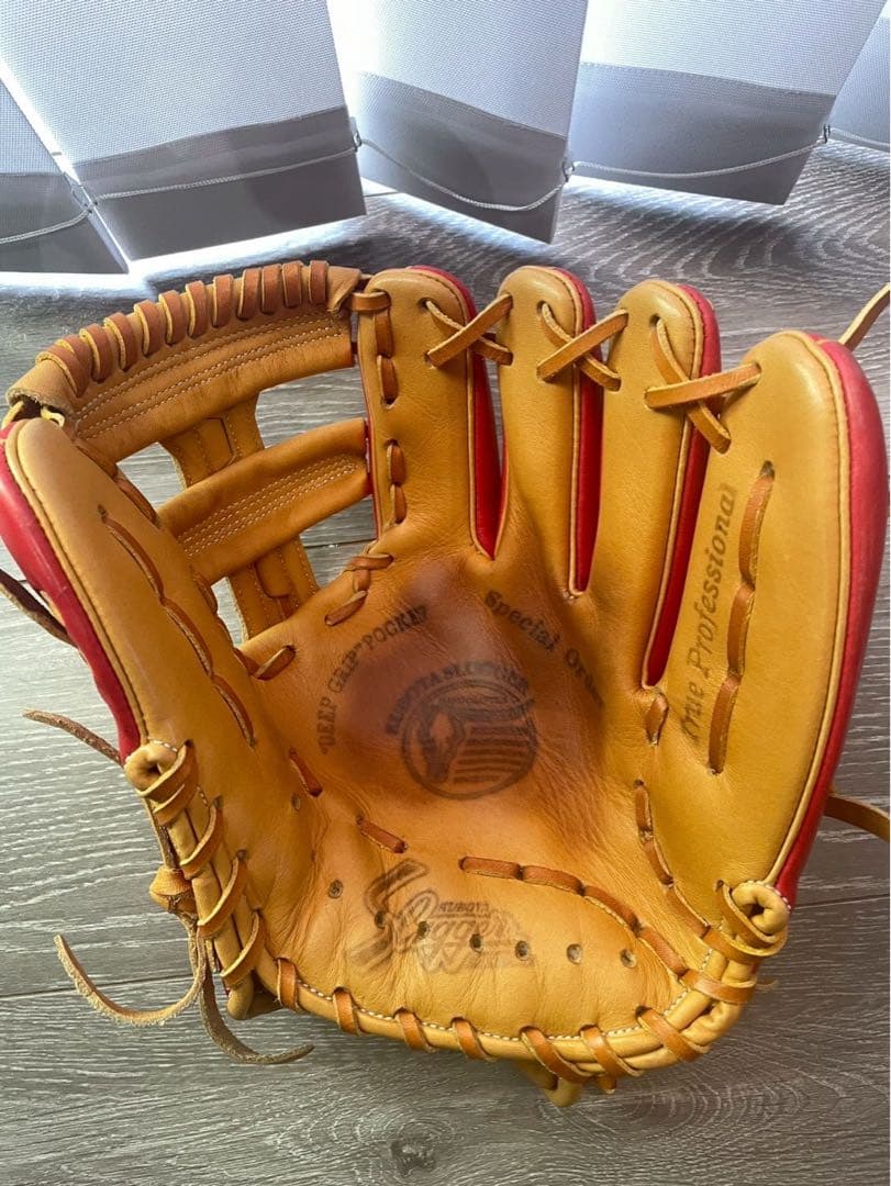 Slugger 野球グローブ レッド/ベージュ軟式用