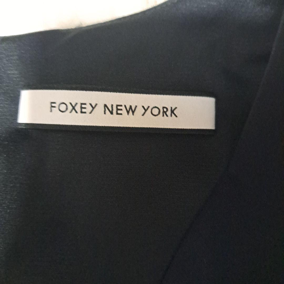 フォクシーニューヨークネイビー Vネック 七分袖ワンピース