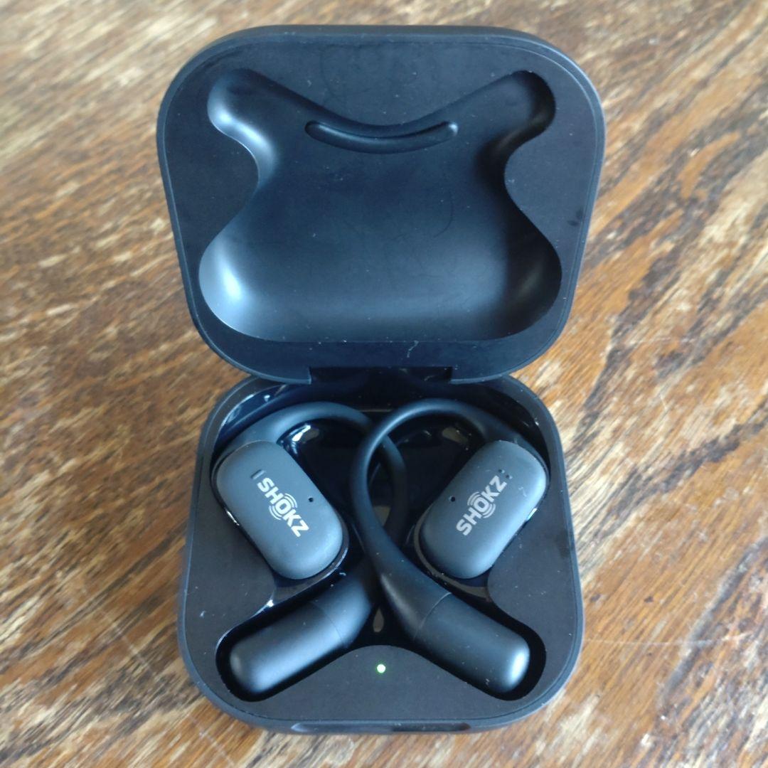 ショックス　Shokz　OpenFit　Black　黒　ワイヤレスイヤホン