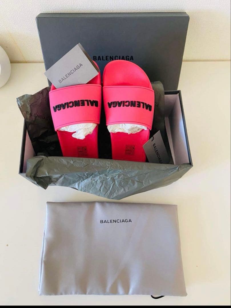 BALENCIAGA サンダル ピンク