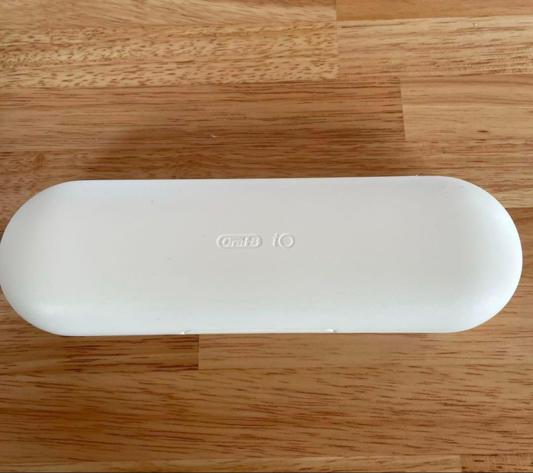 Oral-B iO6 本体+充電器+換えブラシ1本＋トラベルケース