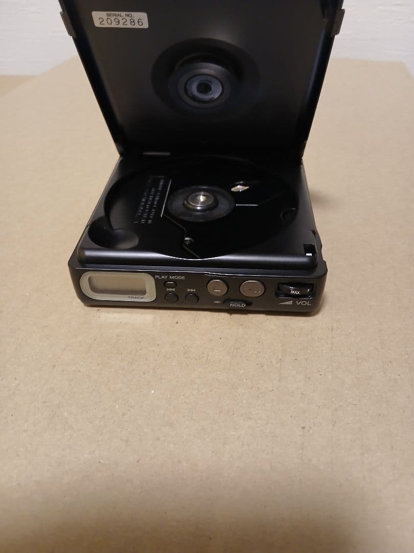 ソニー/SONY　D-82　CDウォークマン　通電確認　WALKMAN