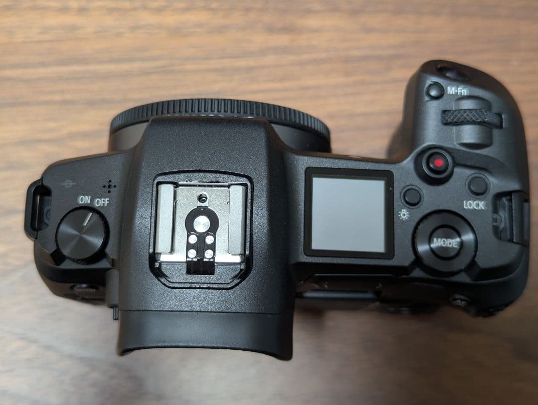 Canon EOS R フルサイズミラーレス一眼カメラ バッテリー2個おまけ