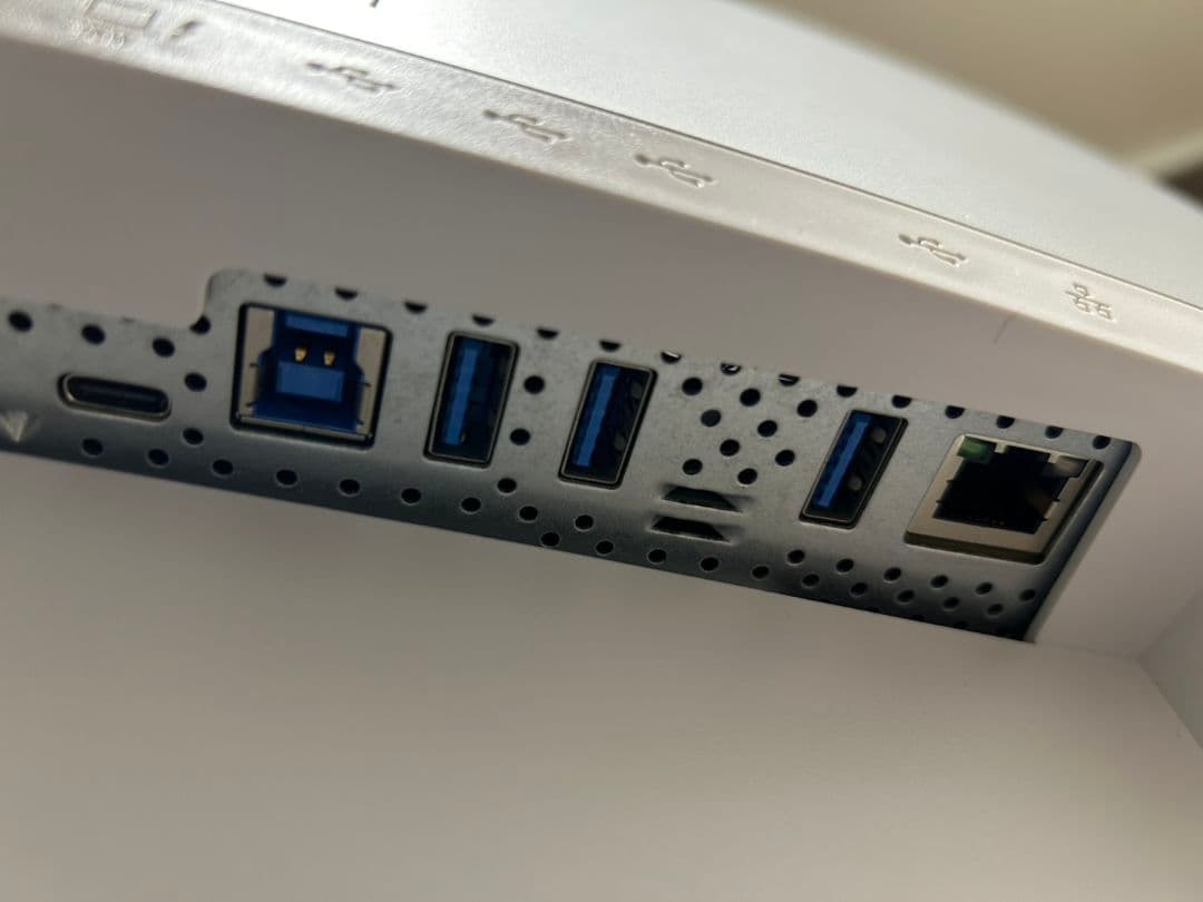 DELL Ultrasharp U4021QW 39.7インチ 曲面モニター