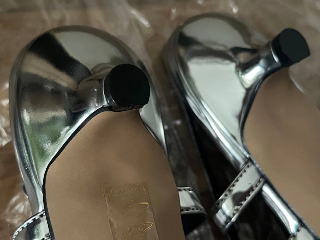 アルタイル＊シルバー ポインテッドトゥ ミュール　37