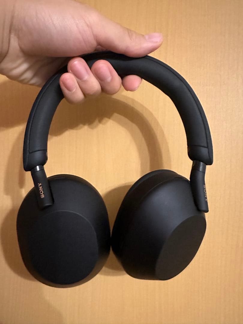 Sony WH‑1000XM5 ワイヤレスヘッドホン（ノイズキャンセリング）
