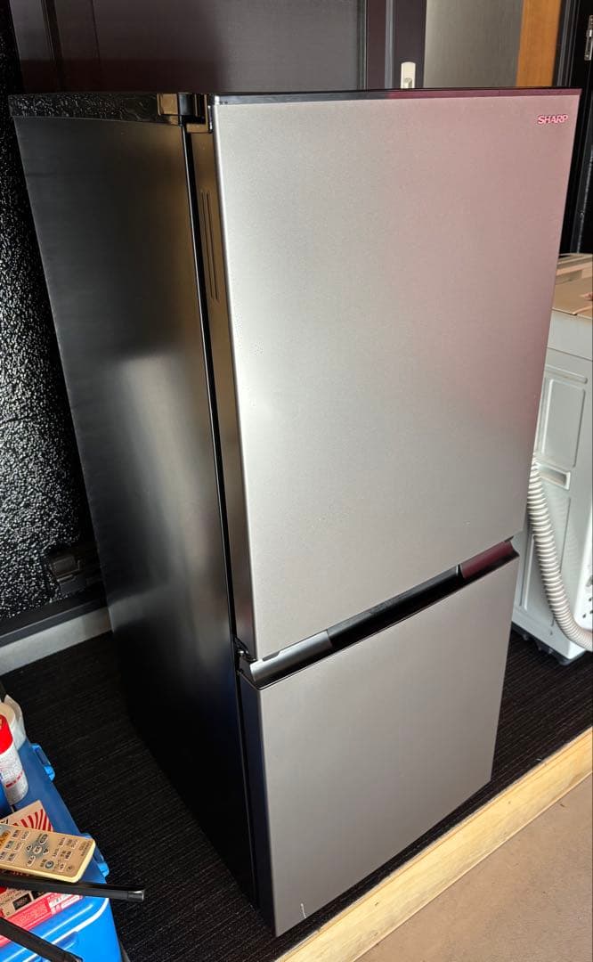 2023年製 冷蔵庫シャープノンフロンSJ-D15J-H