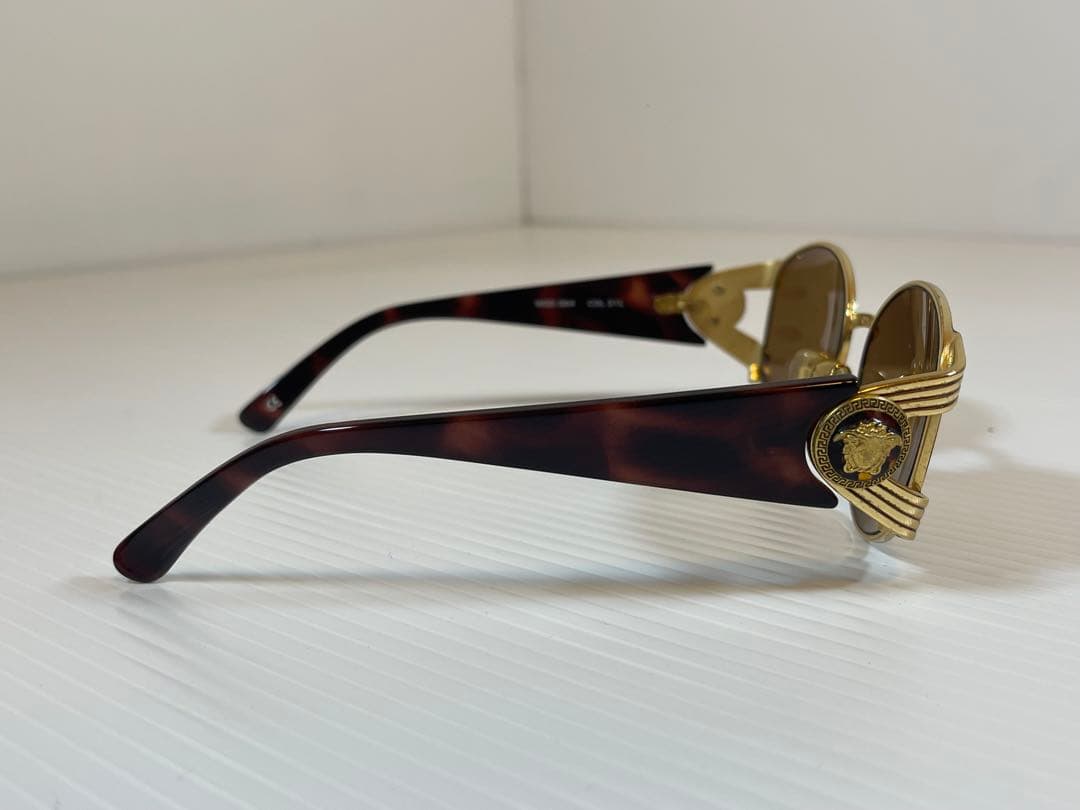 ジャンニヴェルサーチ　サングラス　MOD.S64