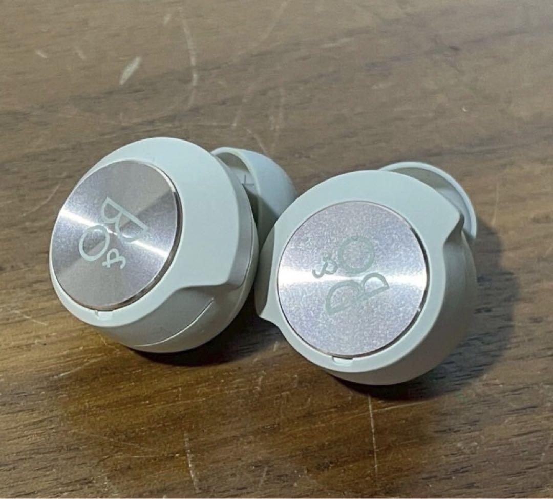 【nr/8.24/5】BANG&OLUFSEN ワイヤレスイヤホン