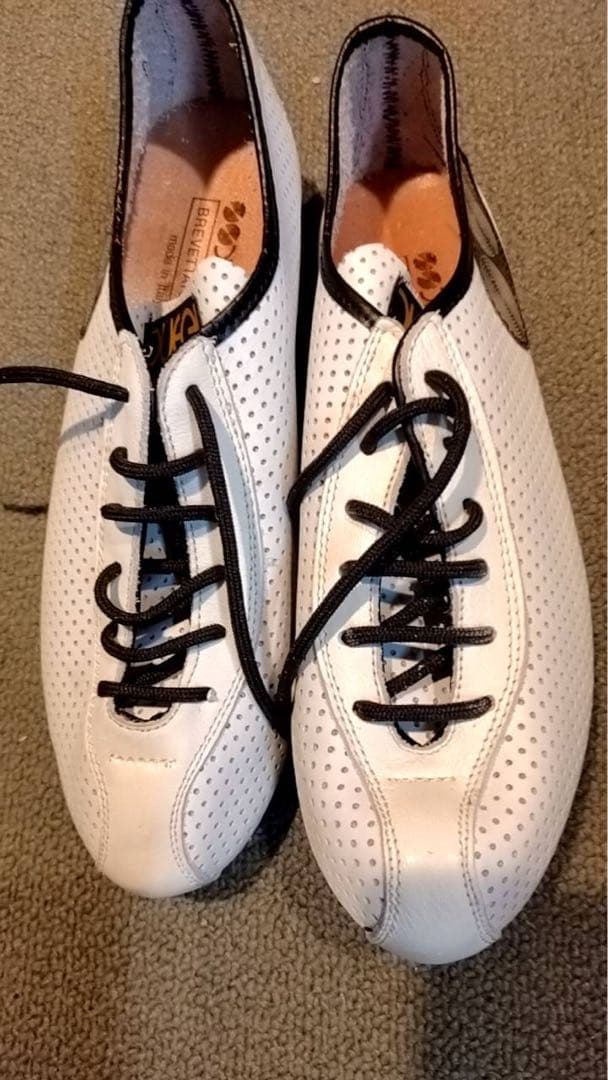 レーサーシューズ　イタリア製DEUGI メッシュタイプ白　サイズ40