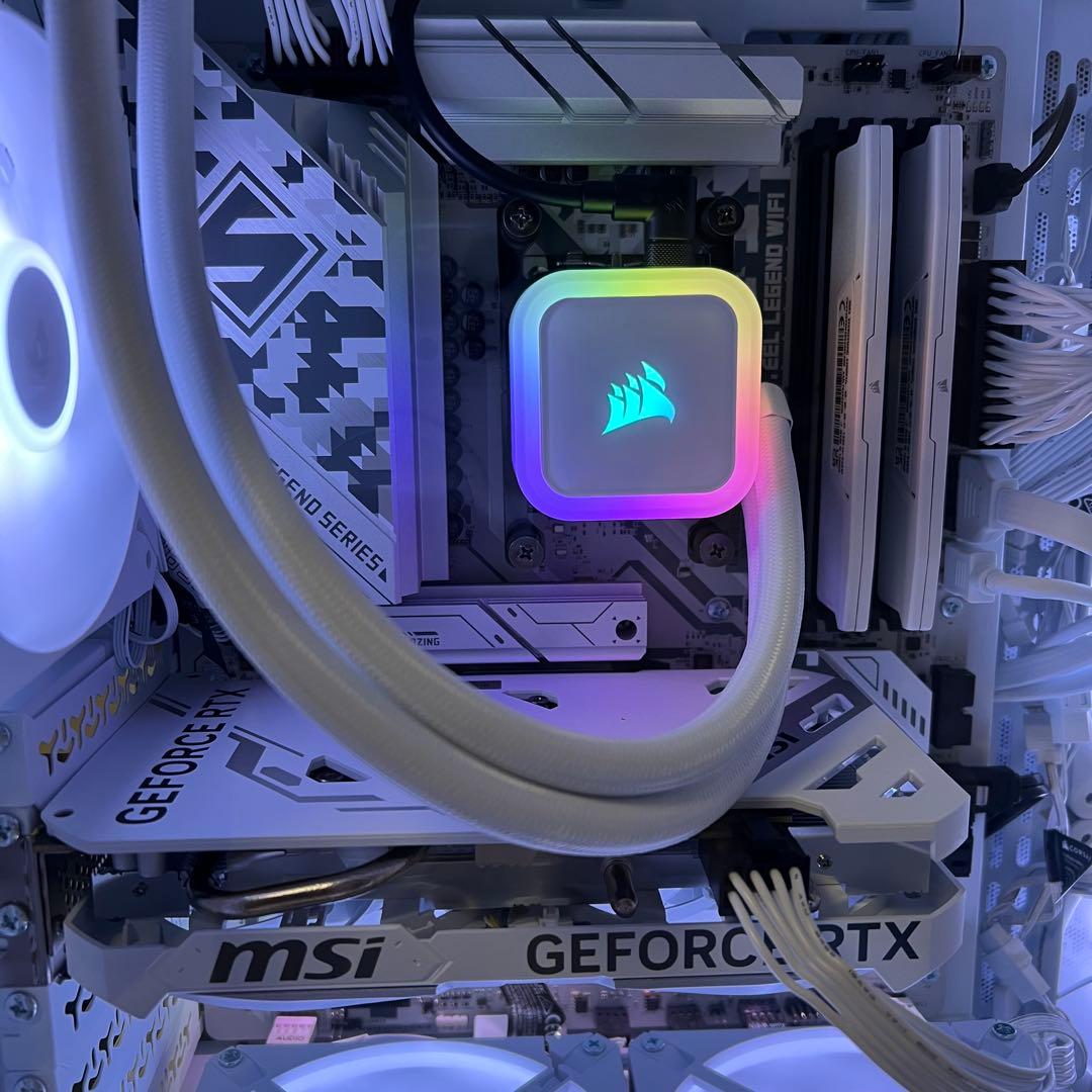 ホワイト RGBファン搭載 PCケース　コルセア