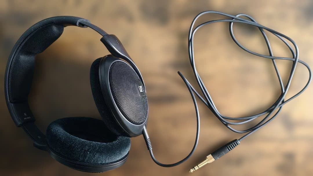 Sennheiser HD 560S 開放型ヘッドホン