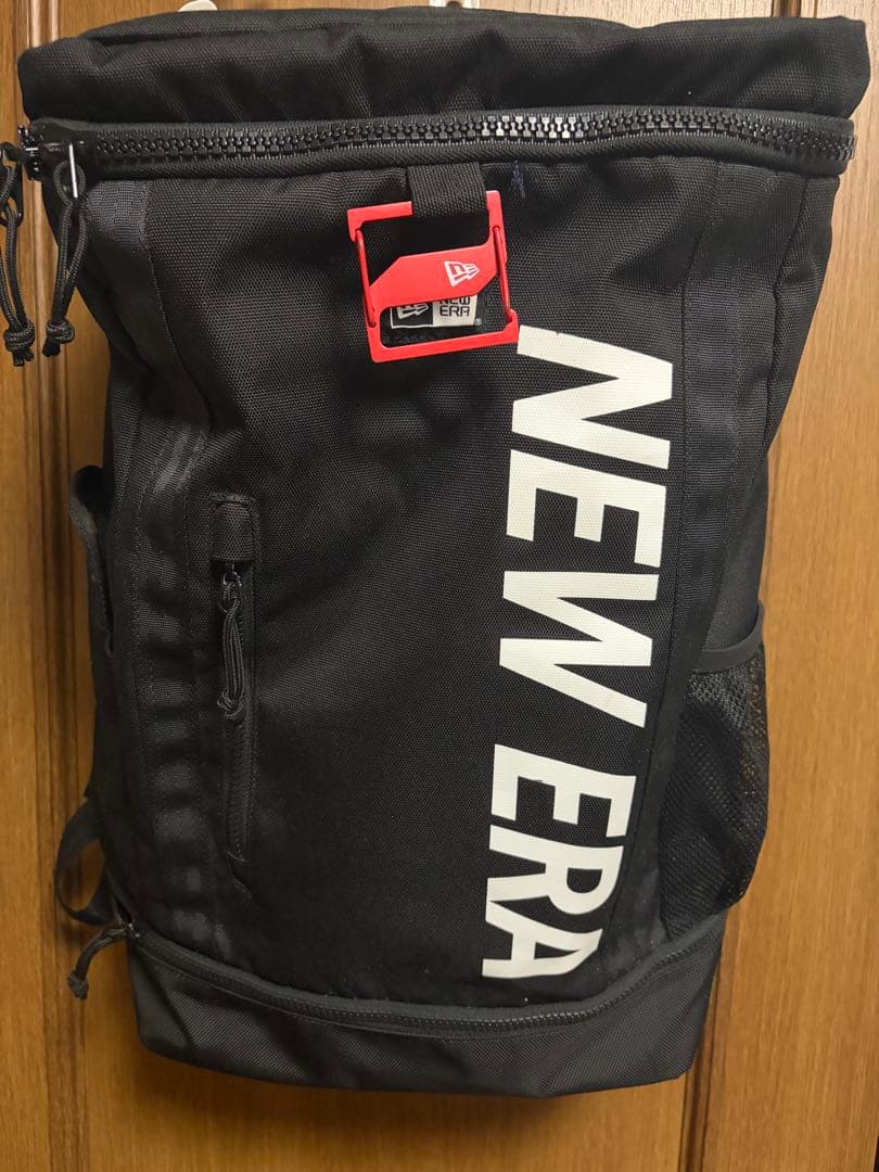 NEW ERA ブラックバックパック