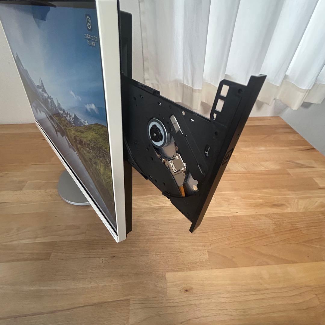 NEC LAVIE GD277C/CA 7世代i7＆SSD搭載液晶一体型PC